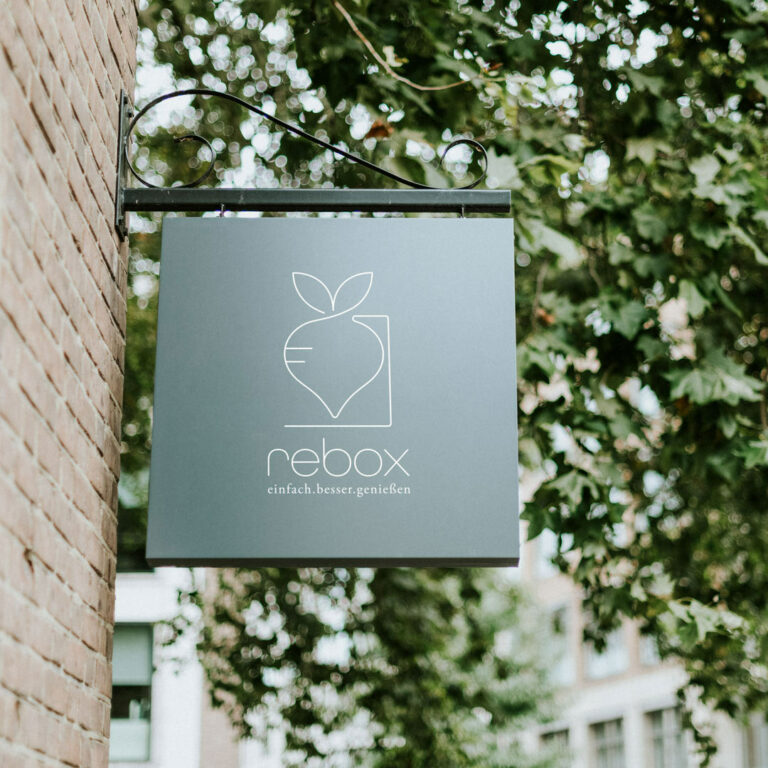 Branding Design rebox